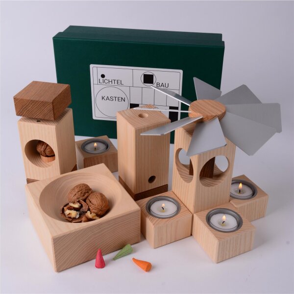 KLEINVIEH - Lichtelbaukasten mit Pyramide, "Räucherdings" & Nussknacker - Esche natur, Typ 2