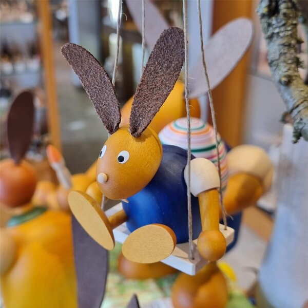 Drechslerei Martin - Hase auf Schaukel blau, klein